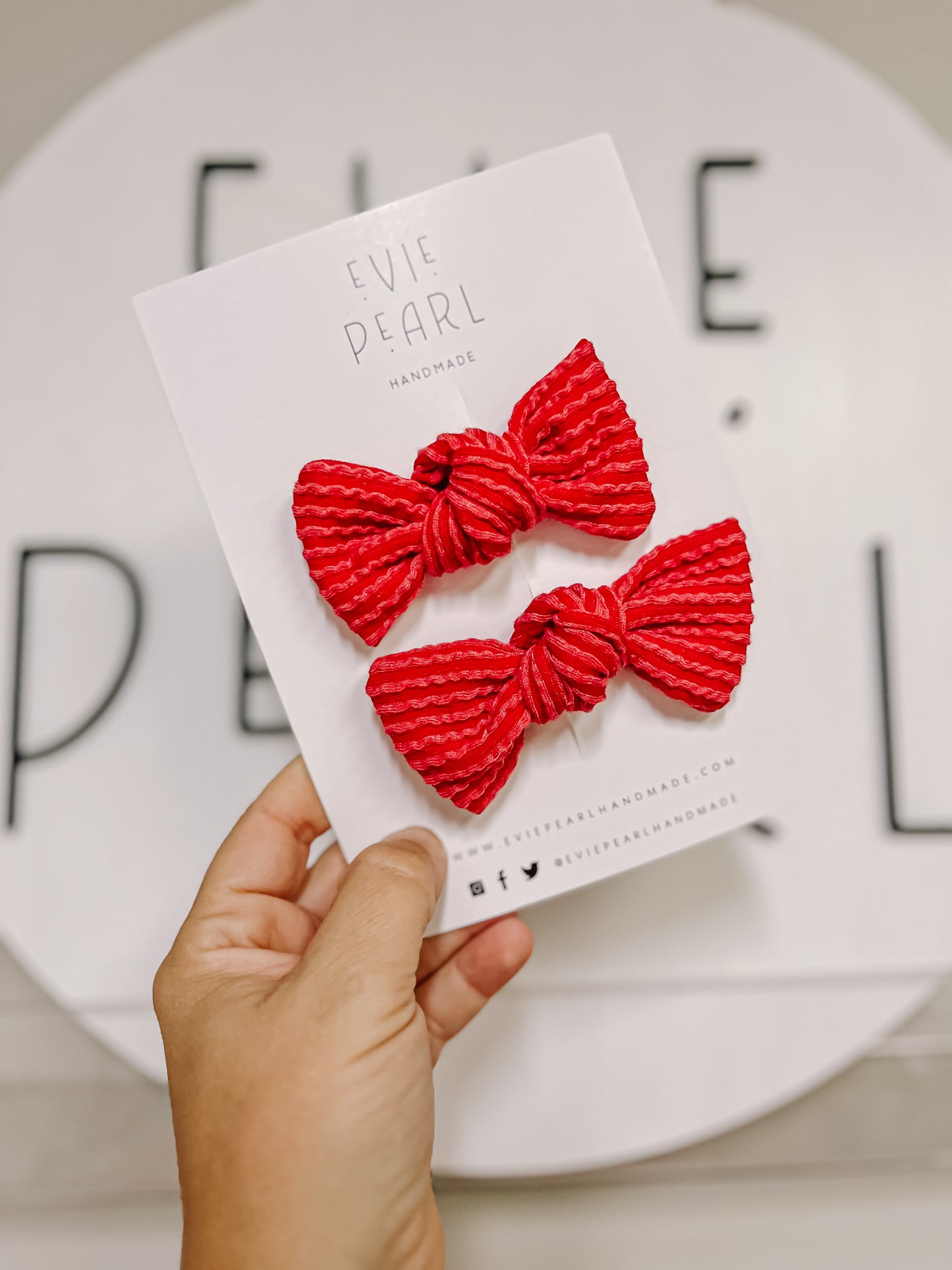 Red Ribbed Knot Bow Pigtail Set