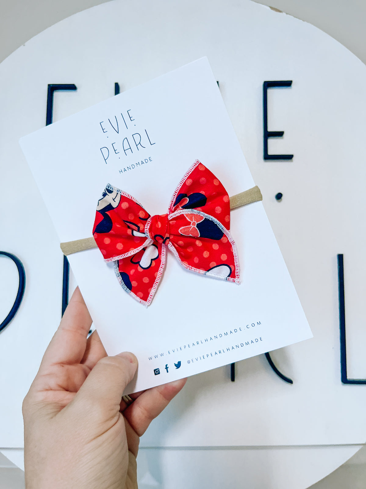 Red Minnie small bow on nylon