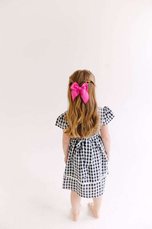 Hot Pink Solid Medium Bow