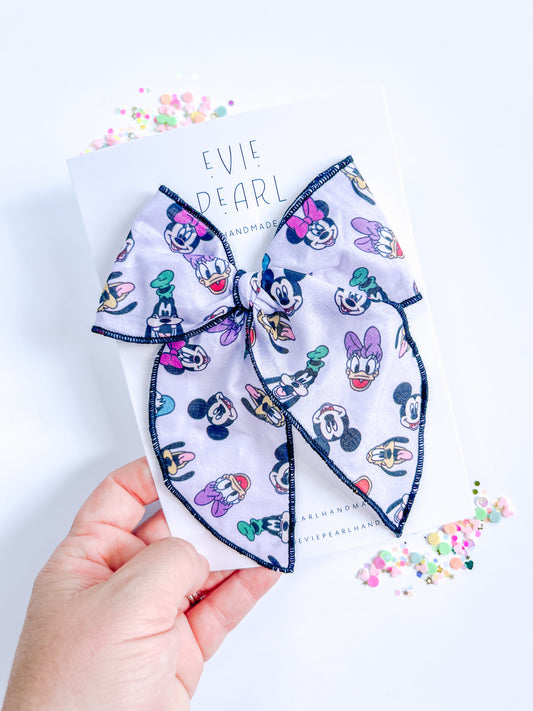 Mouse & Friends Oversized Bow
