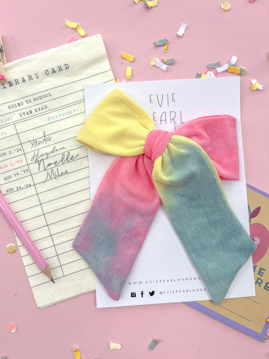 Tie-Dye XL Pinwheel Bow