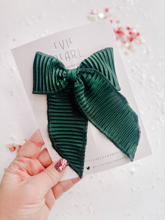 Medium Green Silk Ribbed Bow