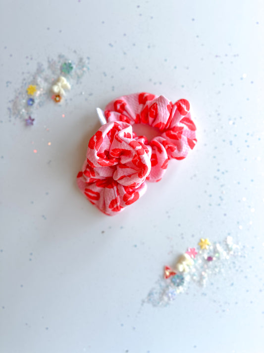 Pink Lips Girls scrunchy