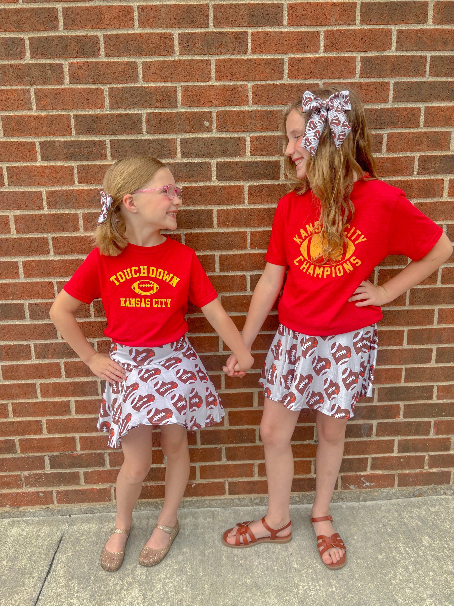 Football Hearts KC XL Pinwheel Bow