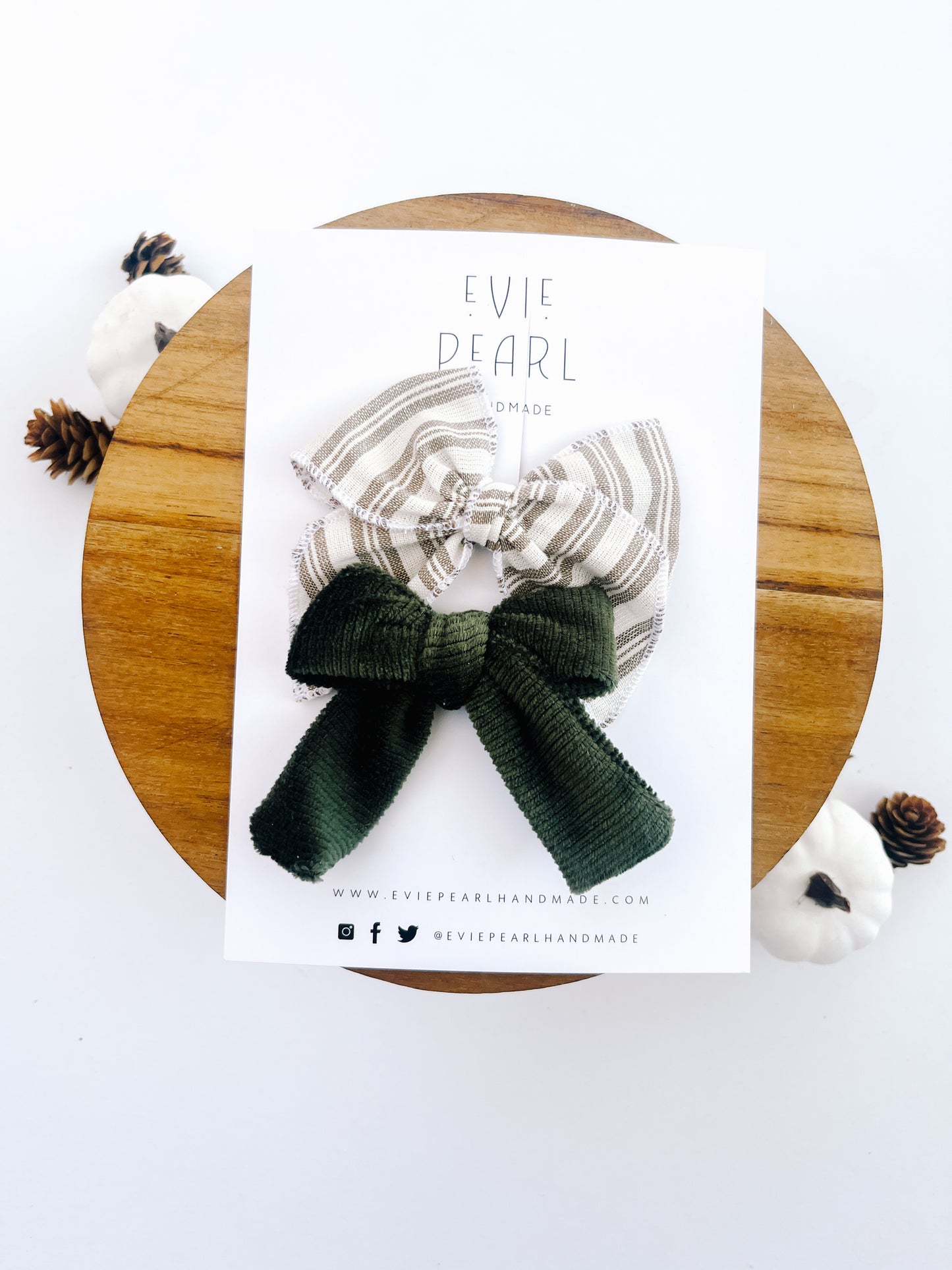 Medium Monthly Bow Subscription