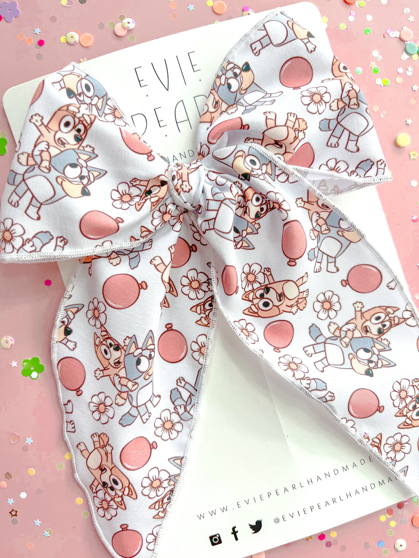 Bluey Daisy Extra Oversized Bow