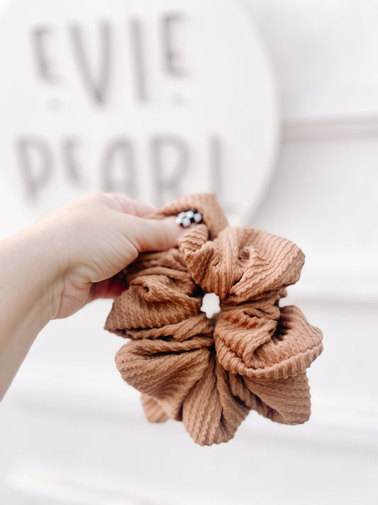 Chestnut ribbed scrunchie in regular and oversized sizes – soft brown hair accessory for women, teens, and girls.