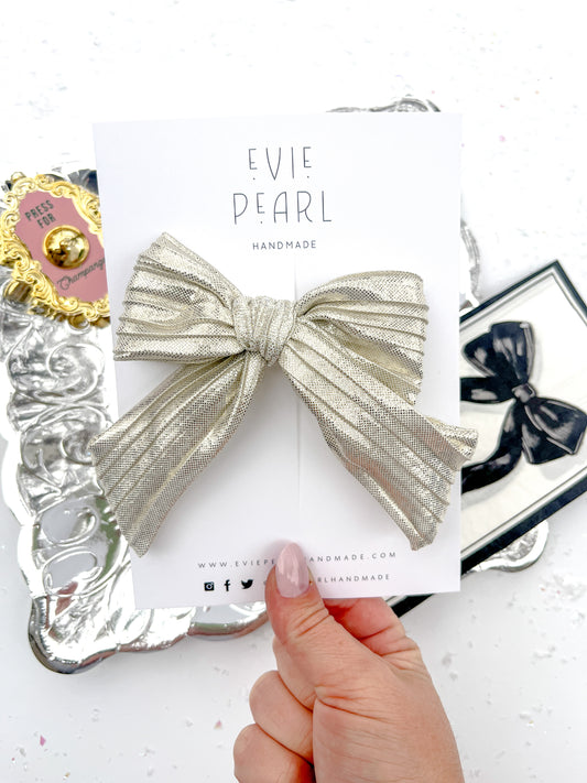Gold Silver Crinkle Large Pinwheel