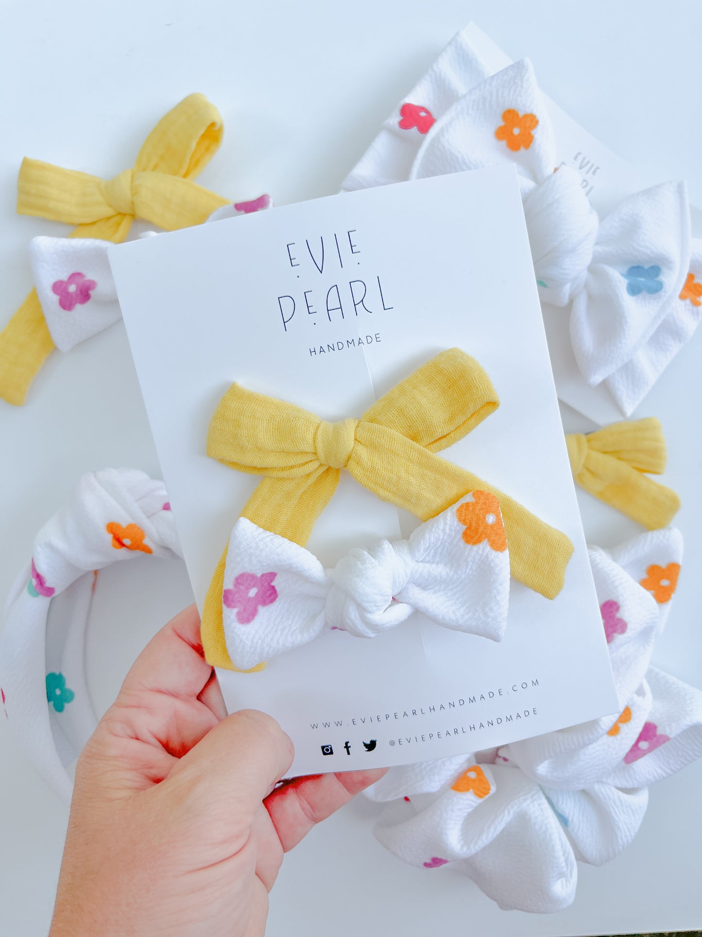 Medium Monthly Bow Subscription