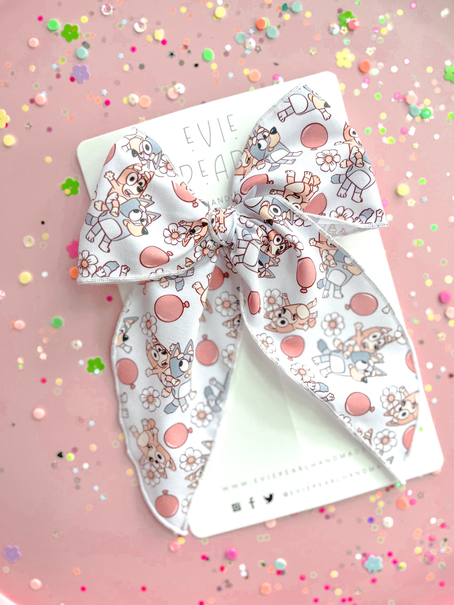 Bluey Daisy Extra Oversized Bow