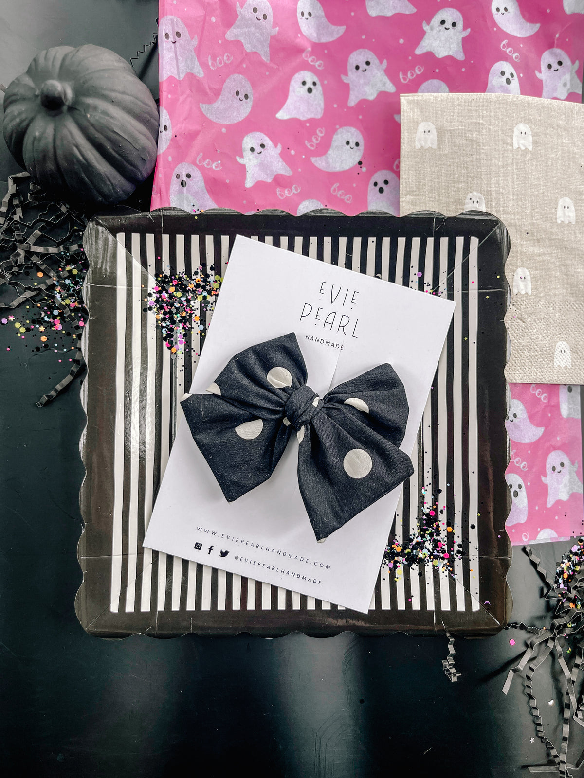 Black & White Polka Dot Chunky Bow