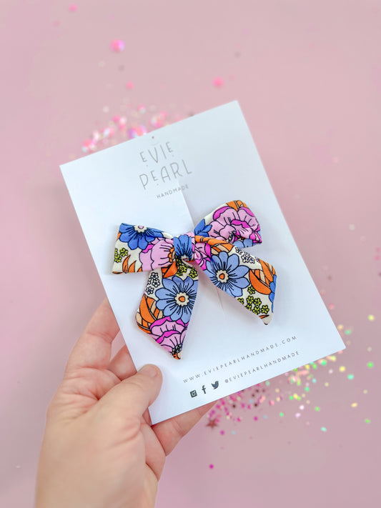 Medium Purple/Blue Floral Pinwheel
