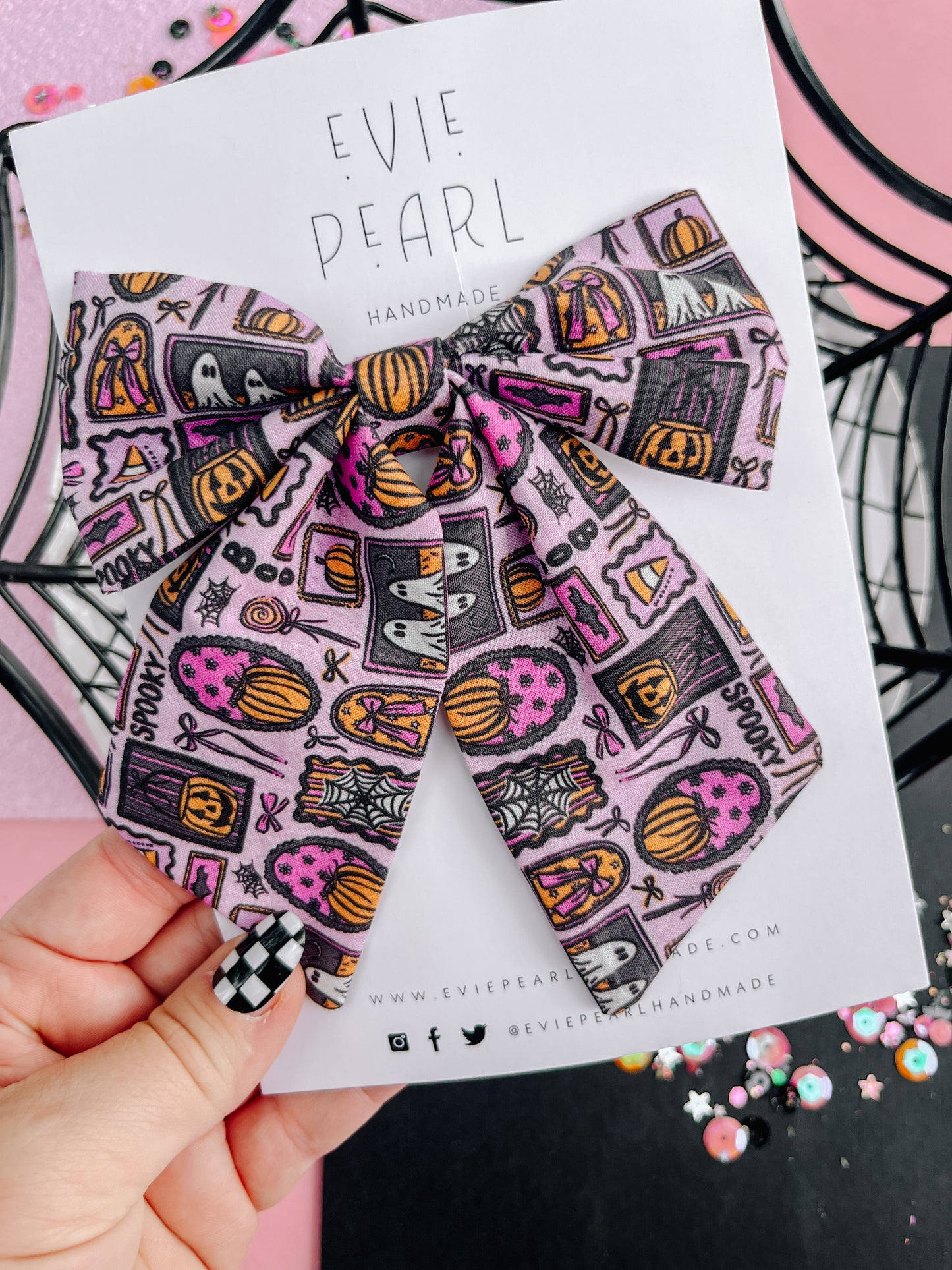 Ghost Pumpkin Frames Medium Sailor Bow