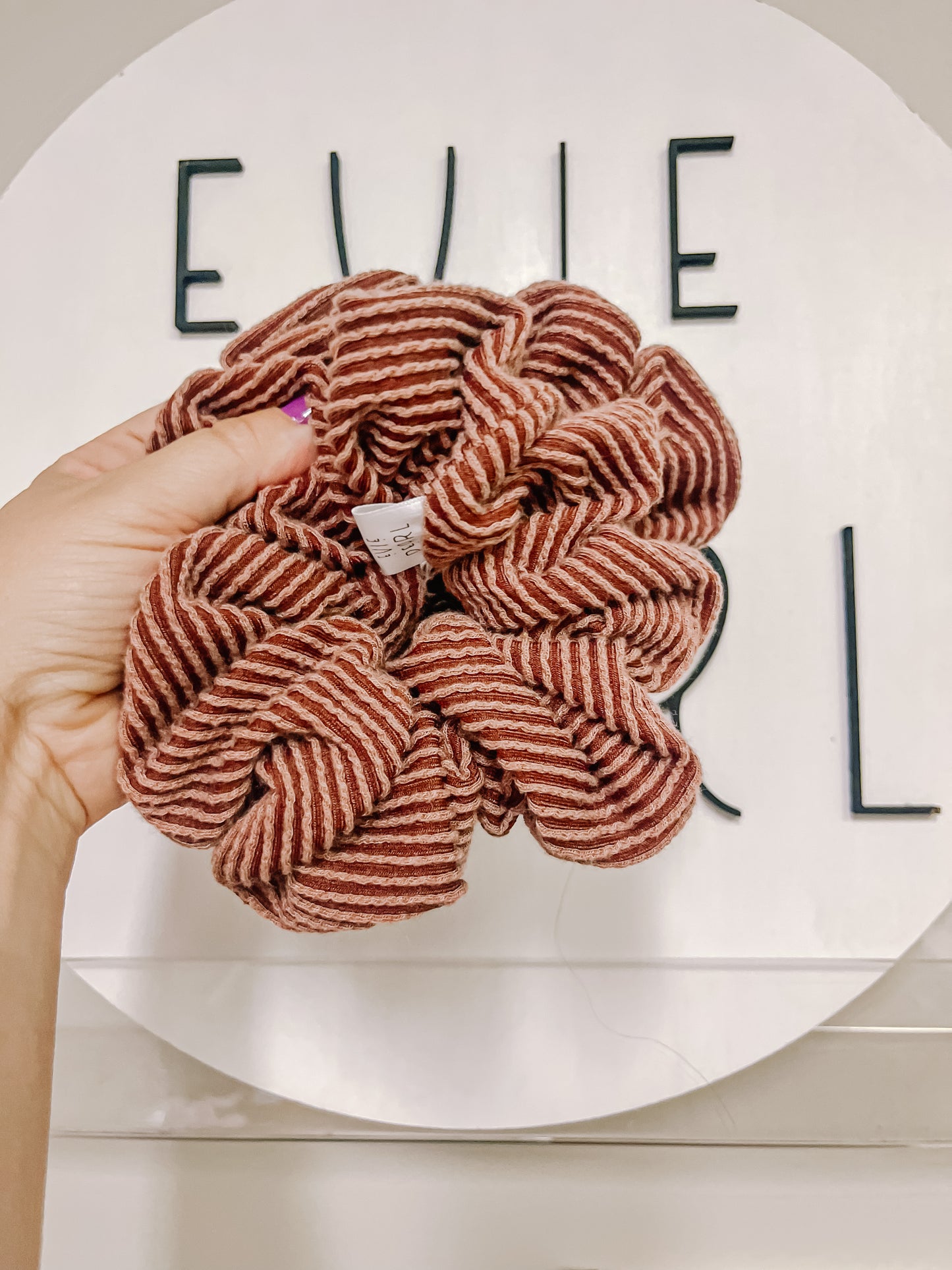 Brown Ribbed Oversized Scrunchy