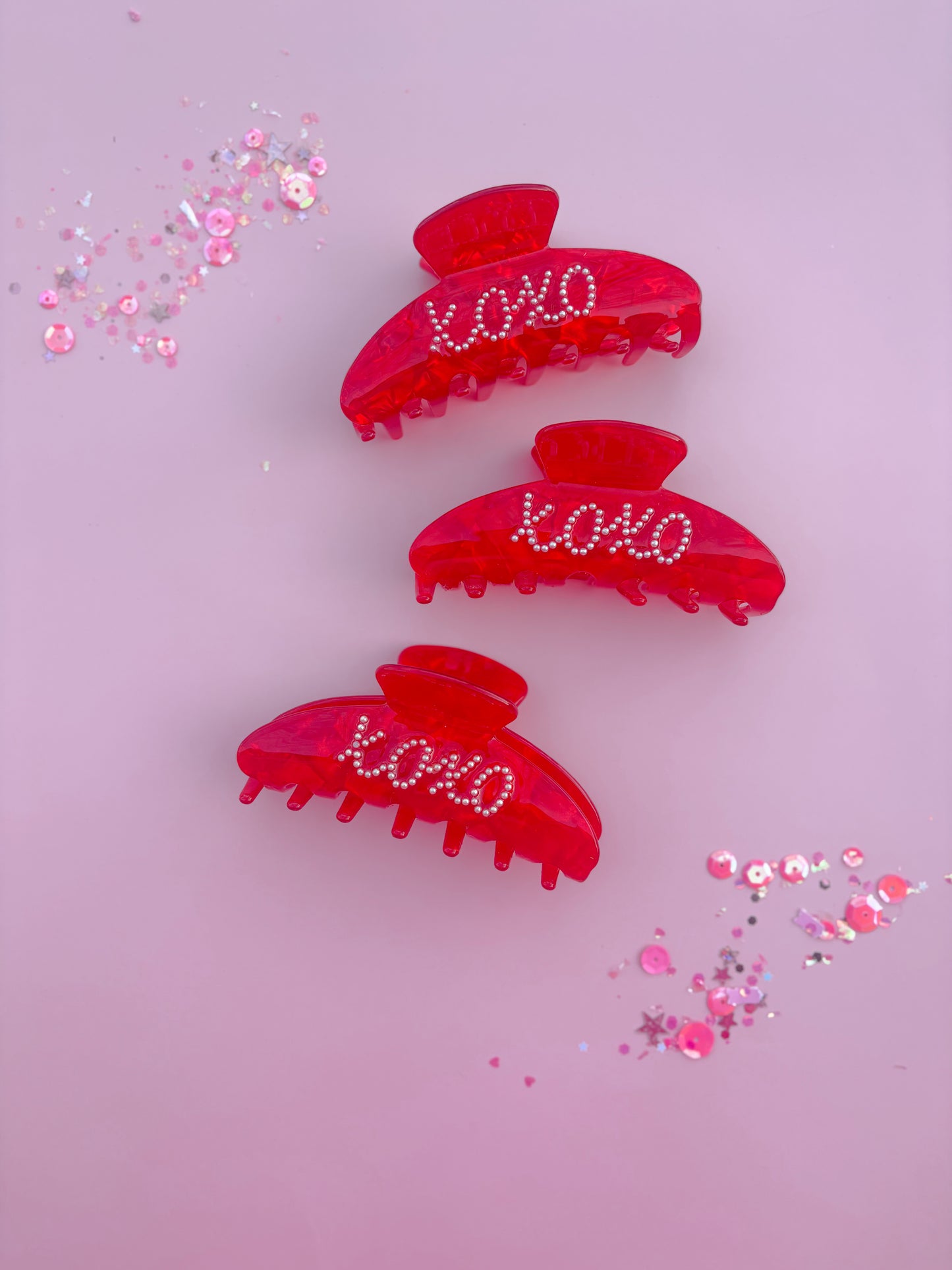 Red XOXO Medium Claw Clip