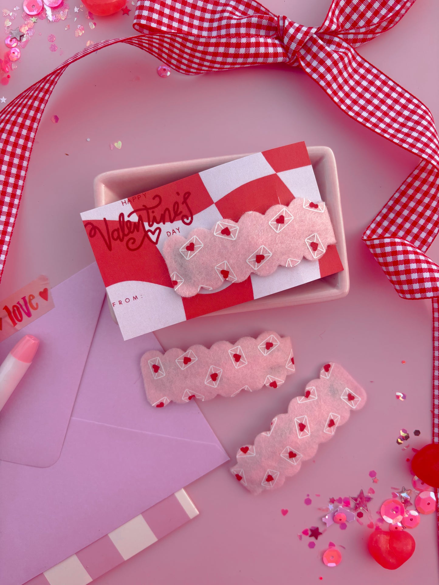 Red Envelope Snap Clip