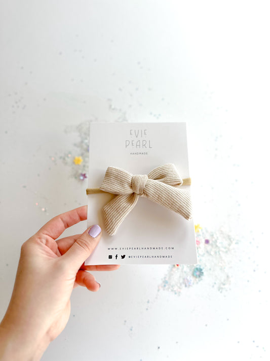 Gold Glitter Lines Cream Medium Pinwheel Bow Nylon Headband