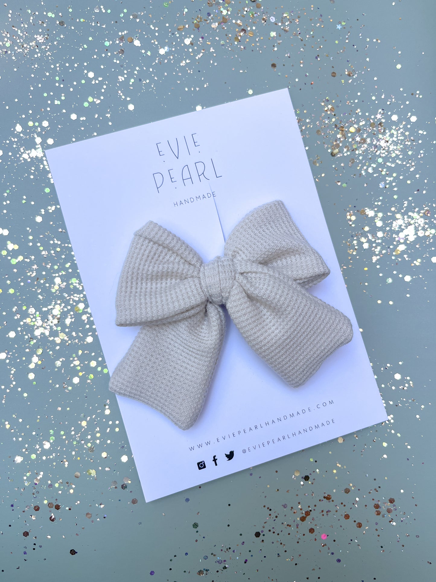 Cream Waffle Large Chunky Bow