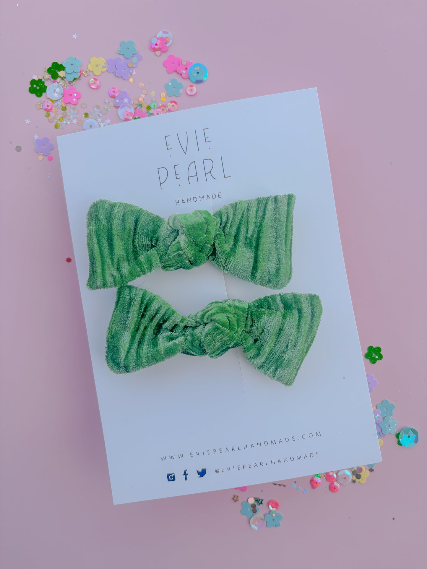 Green Soft Crinkle Knot Bow Pigtail Set