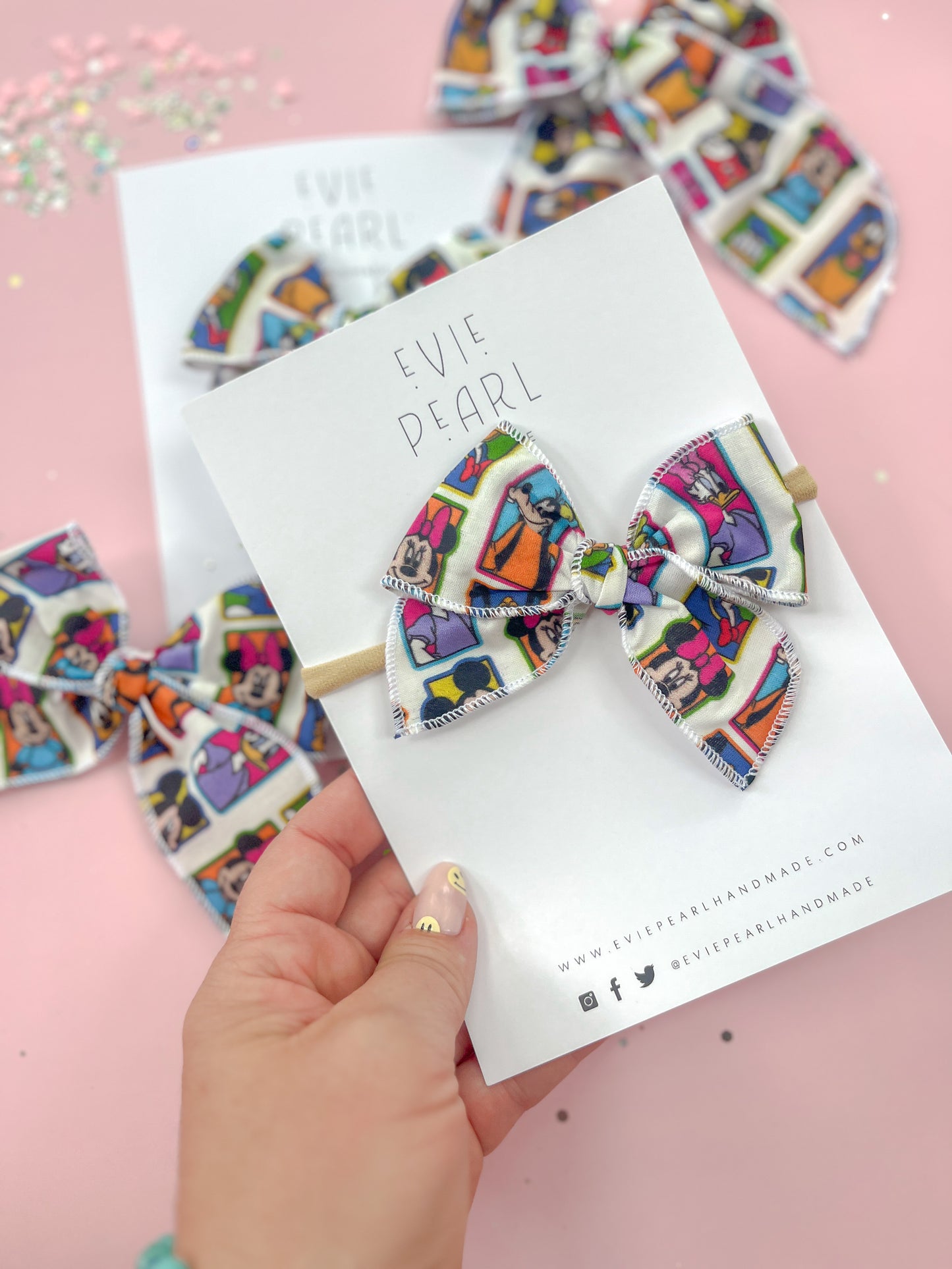 Nostalgic 90s Mouse & Friends Bow