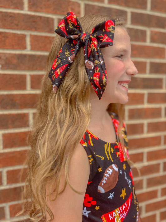 Black Pendant KC XL Pinwheel Bow