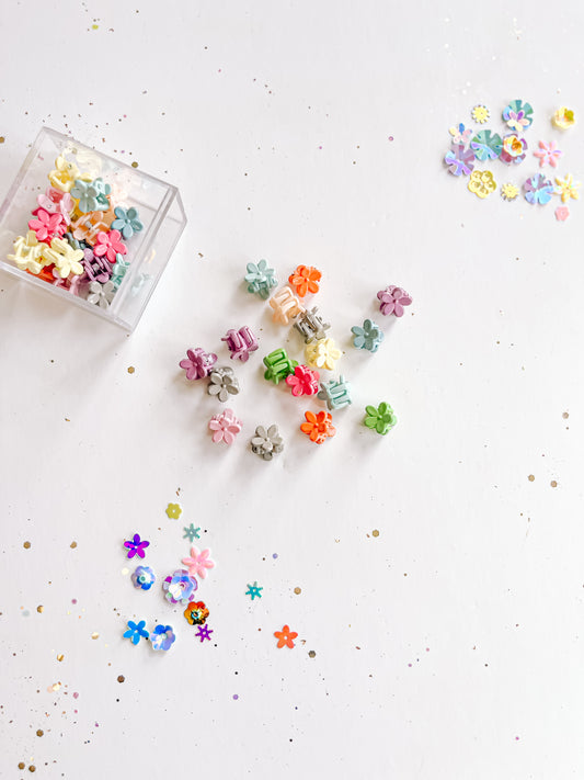 Tiny Flower Claw Clips