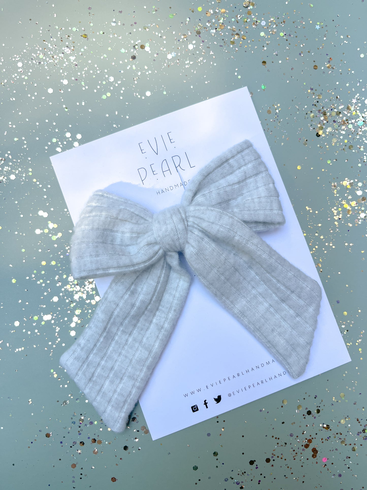 Gray Knit XL Pinwheel Bow