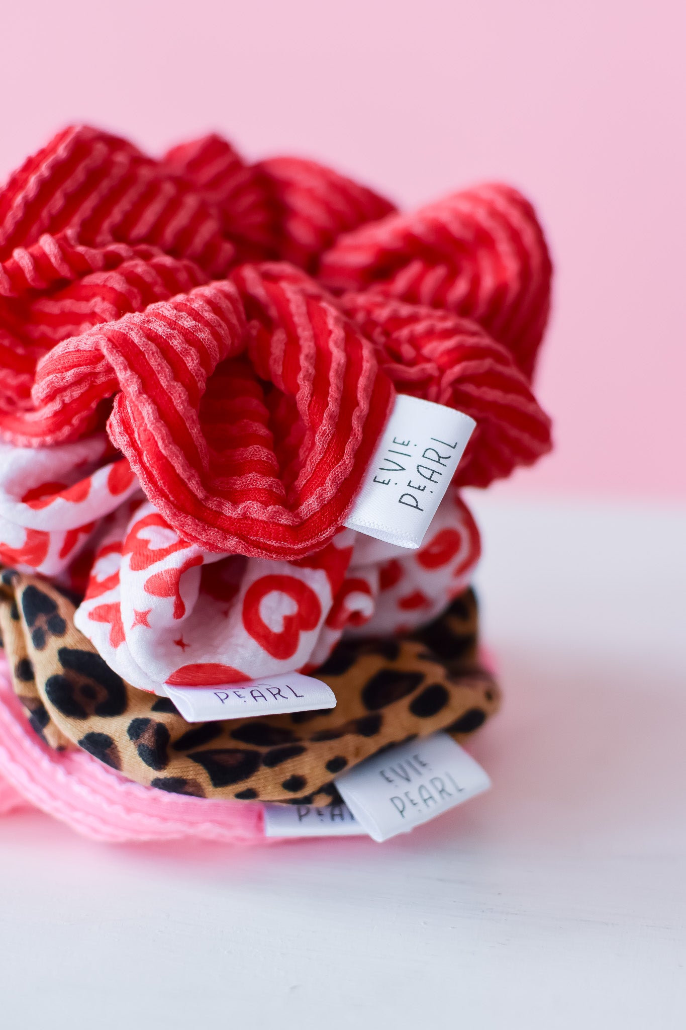 Kasie Red Ribbed Regular Scrunchy