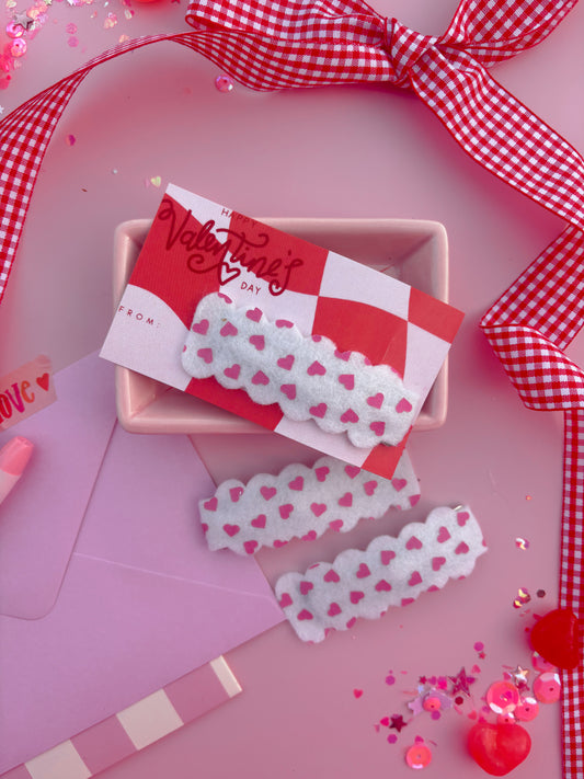 Pink Hearts Snap Clip