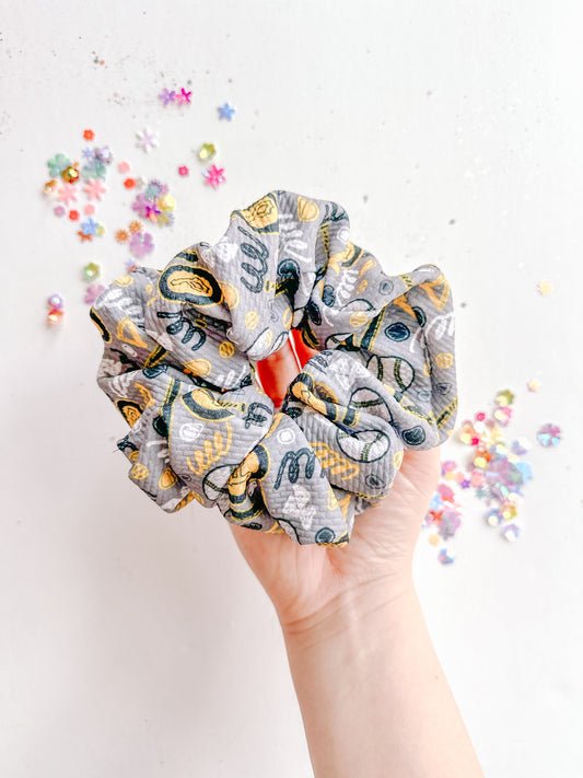 Pittsburgh Pirates Oversized Scrunchy