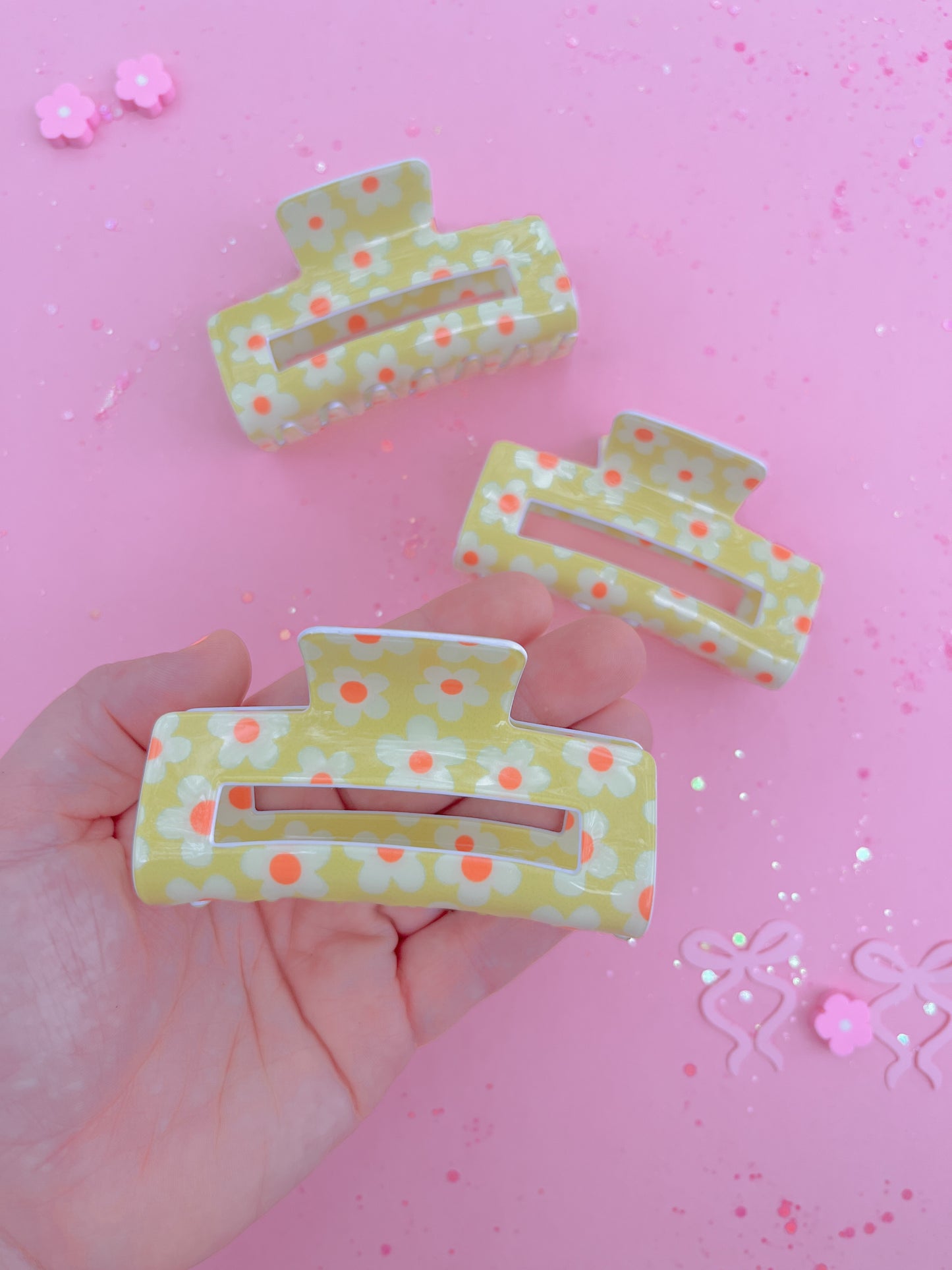 Like Daisy Claw Clip