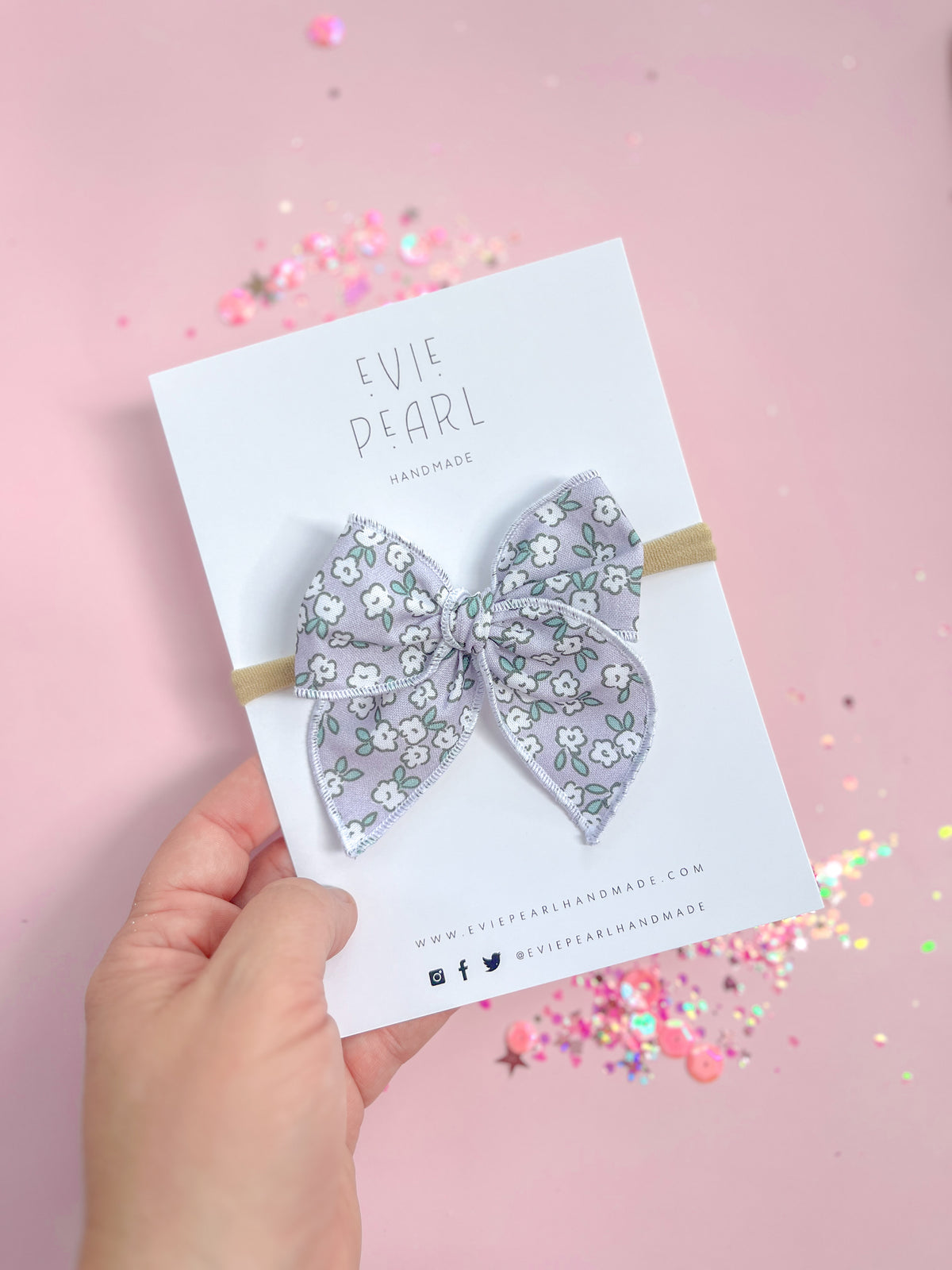 Small Gray Daisy Bow On Nylon Headband