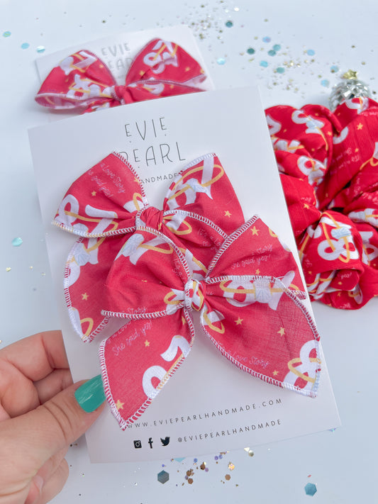 Red 87 Ring It’s a Love Story Say Yes Small Pigtail Bow Set