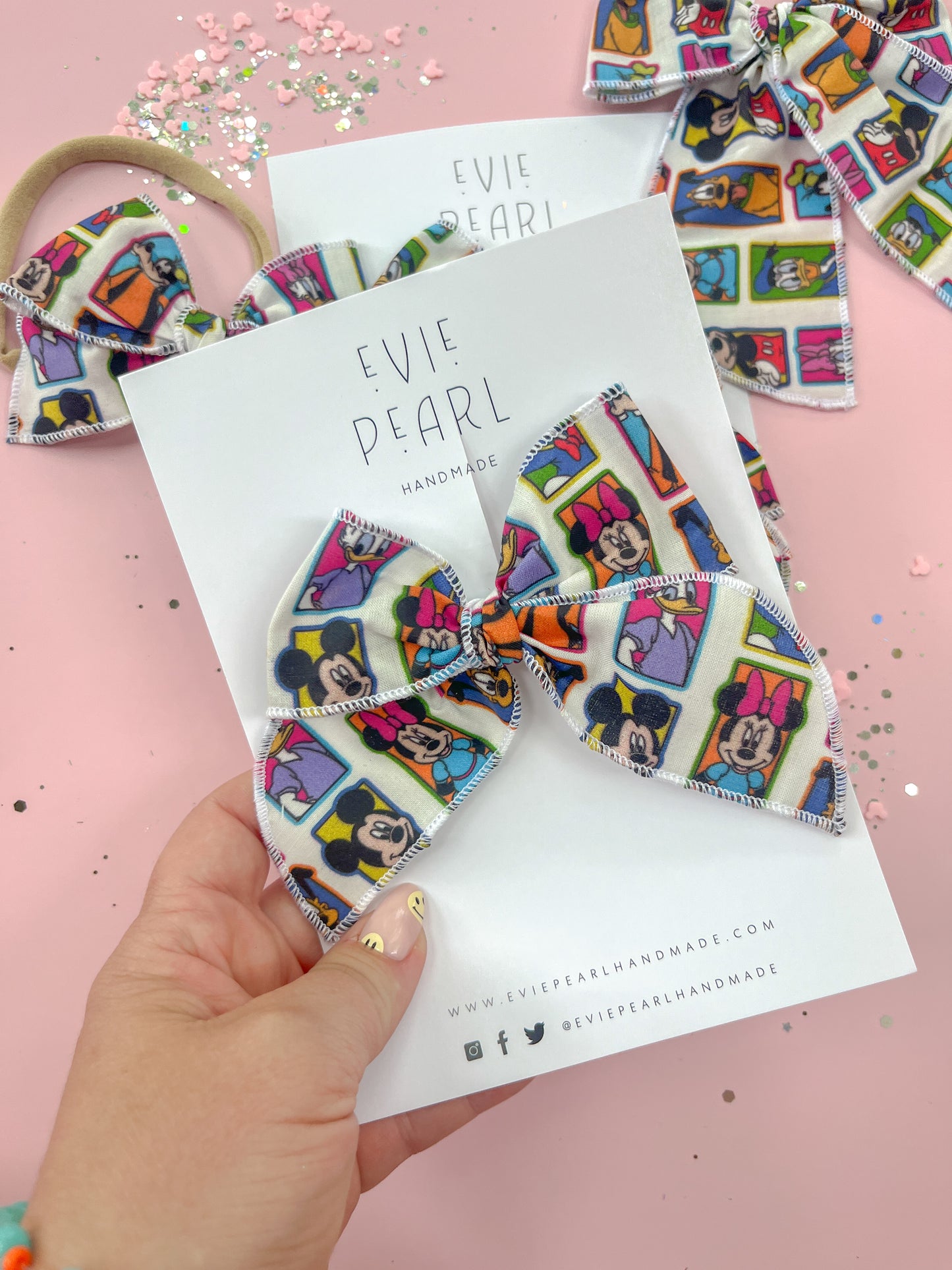 Nostalgic 90s Mouse & Friends Bow