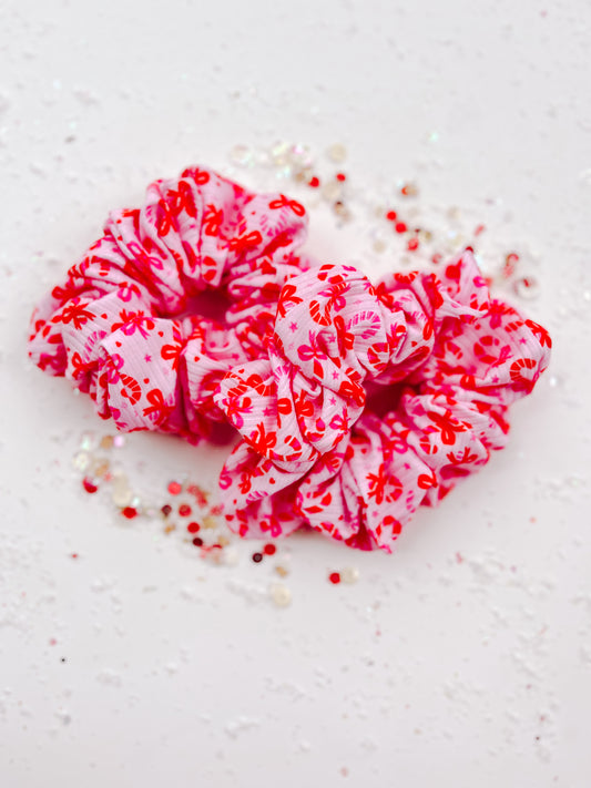 Red & Pink Candy Cane Oversized Scrunchy