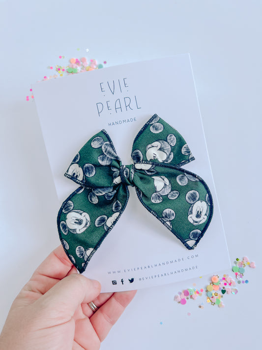 Green Classic Mouse Bow