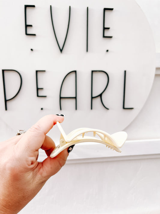 Off White Flat Medium Claw Clip