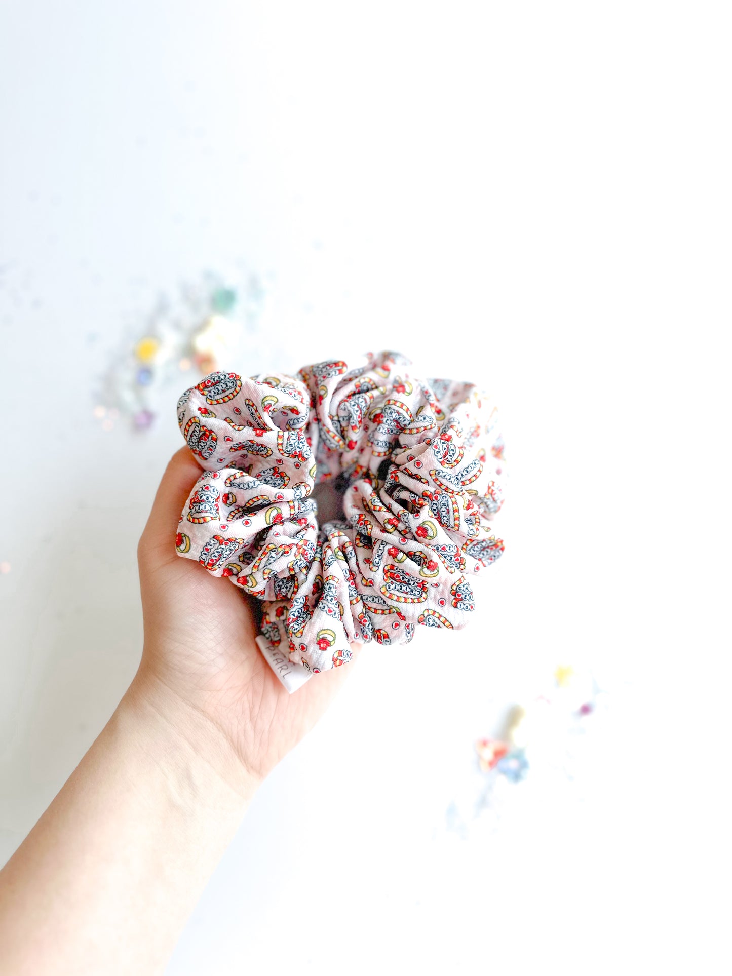 Friendship Bracelet KC Oversized Scrunchy