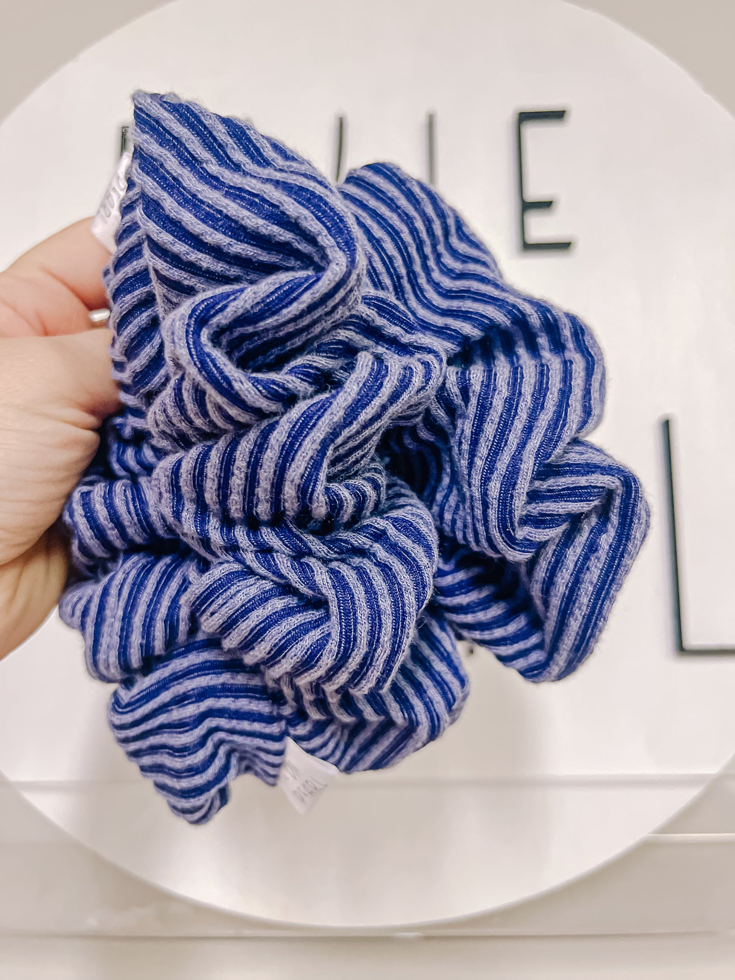 Navy Ribbed Oversized Scrunchy