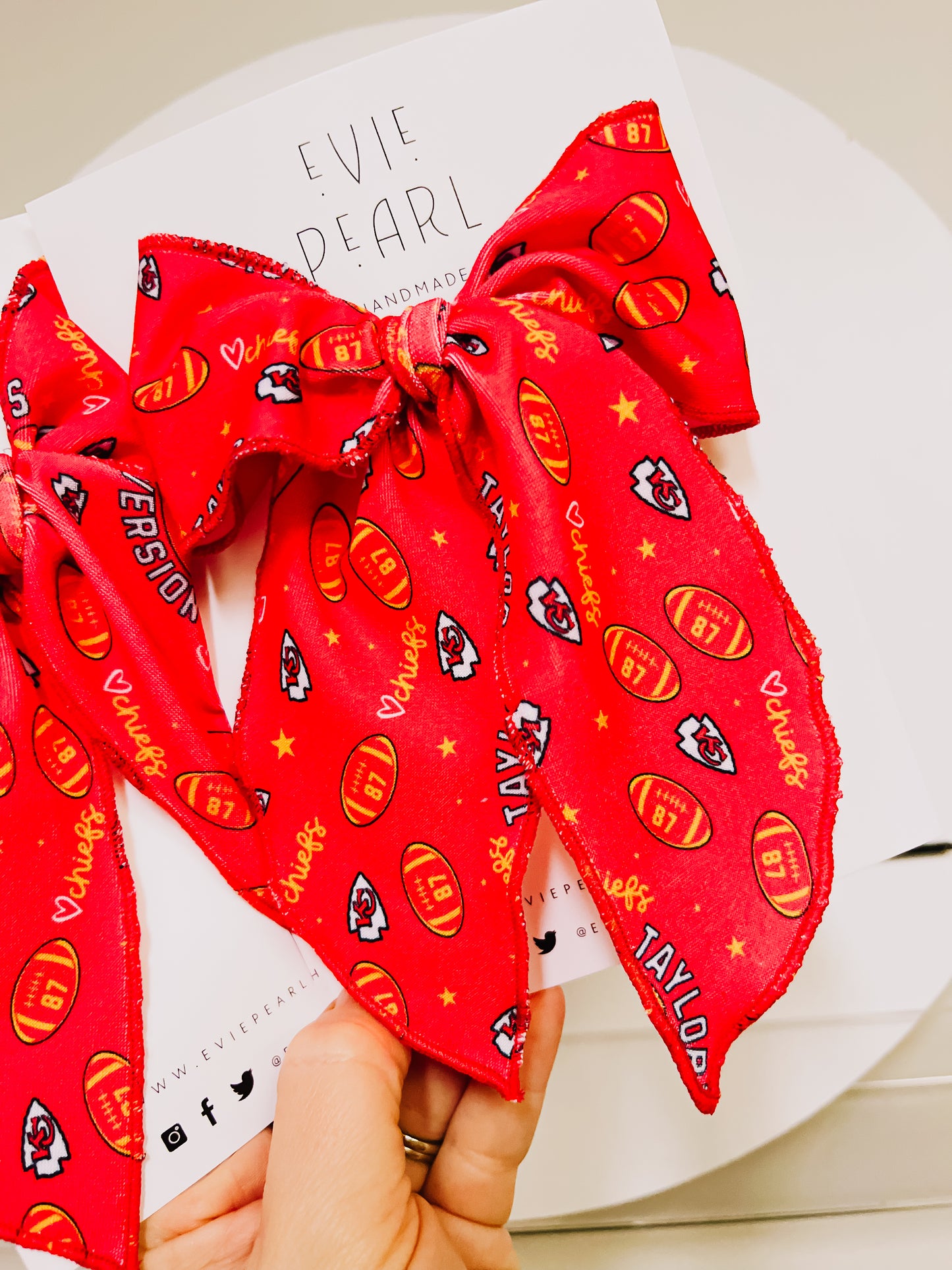 Red Taylor Version Oversized Bow