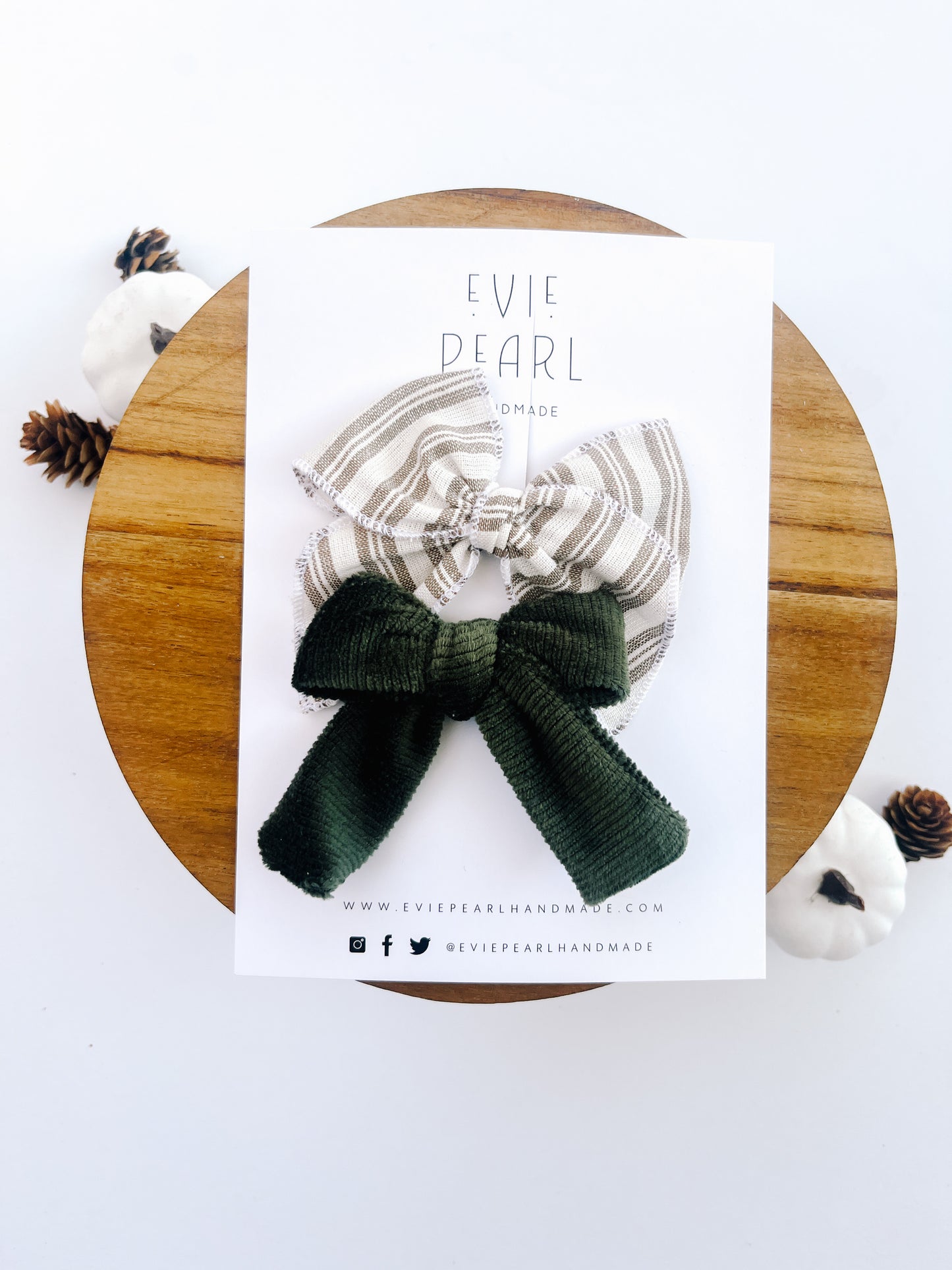 Small Monthly Bow Subscription