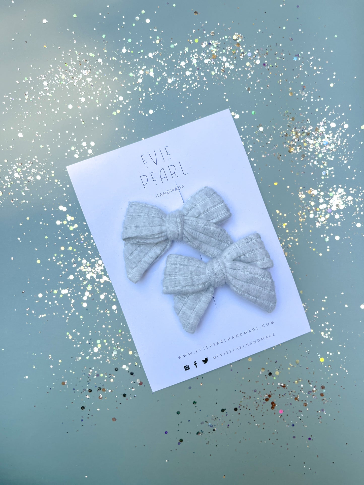 Gray Knit Small Pinwheel Pigtails