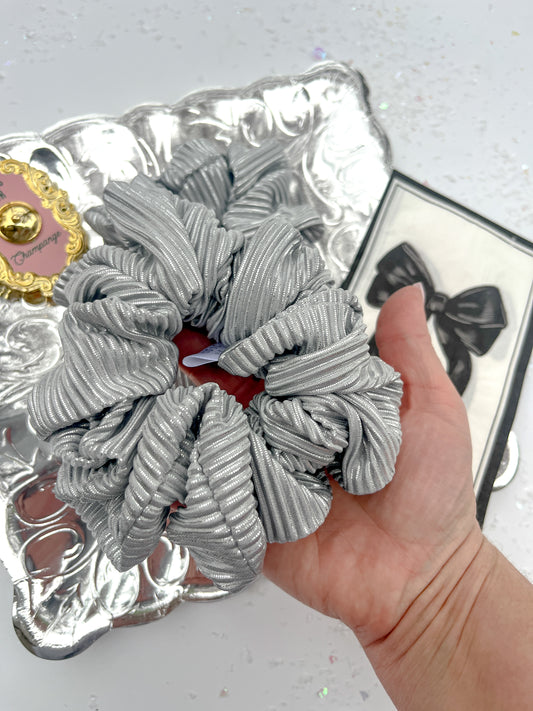 Silver Ribbed Oversized Scrunchy