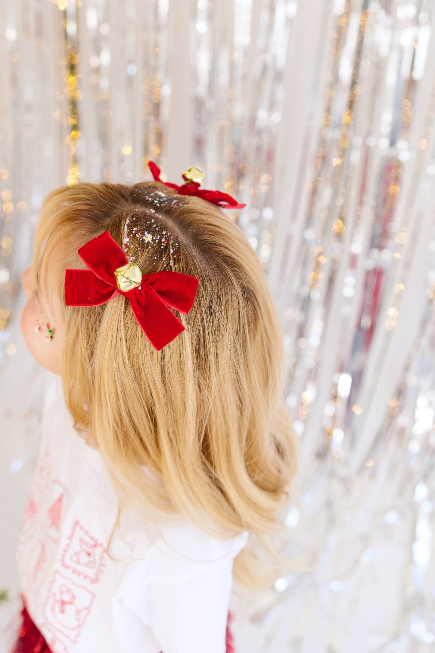 Red Velvet Jingle Bell Small Bow Pigtail Set