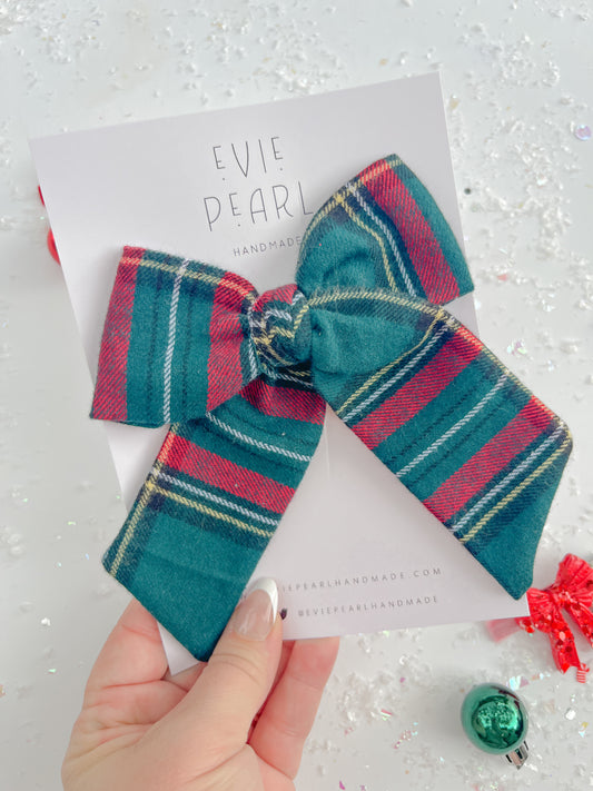 Green Christmas Plaid XL Pinwheel Hair Bow