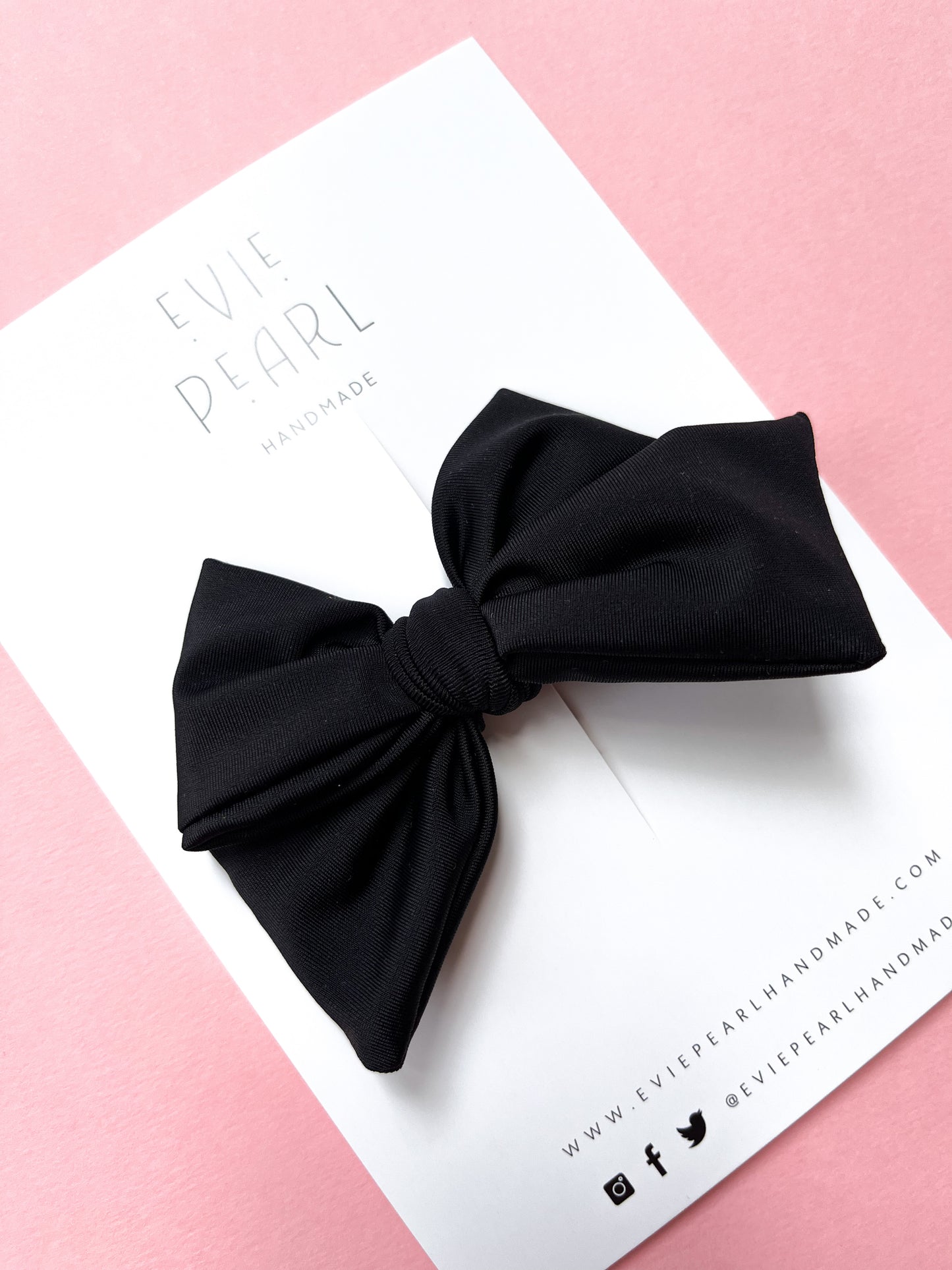 Black Small Pinwheel Swim Bow