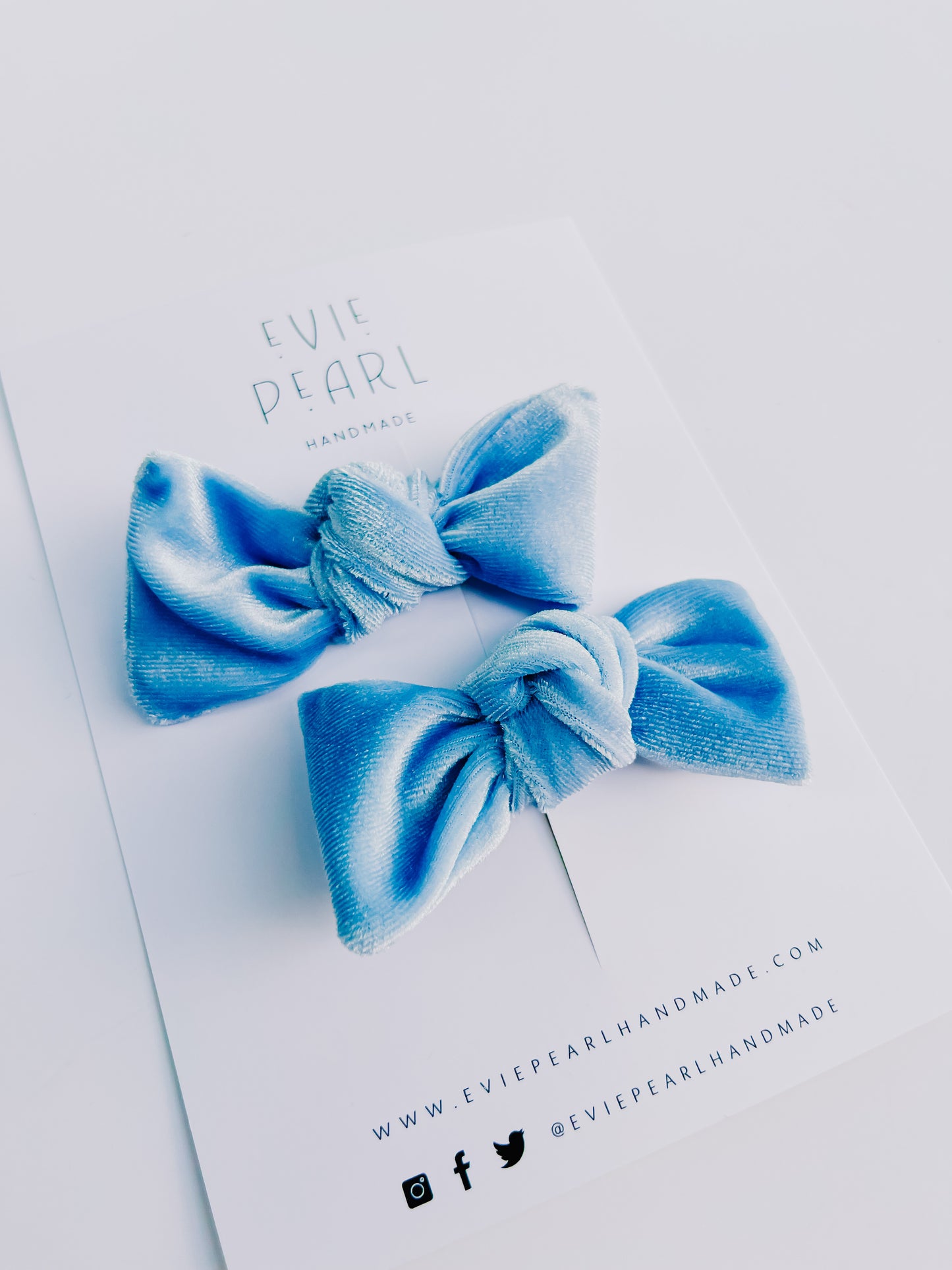 Light Blue Velvet Knot Bow Pigtails