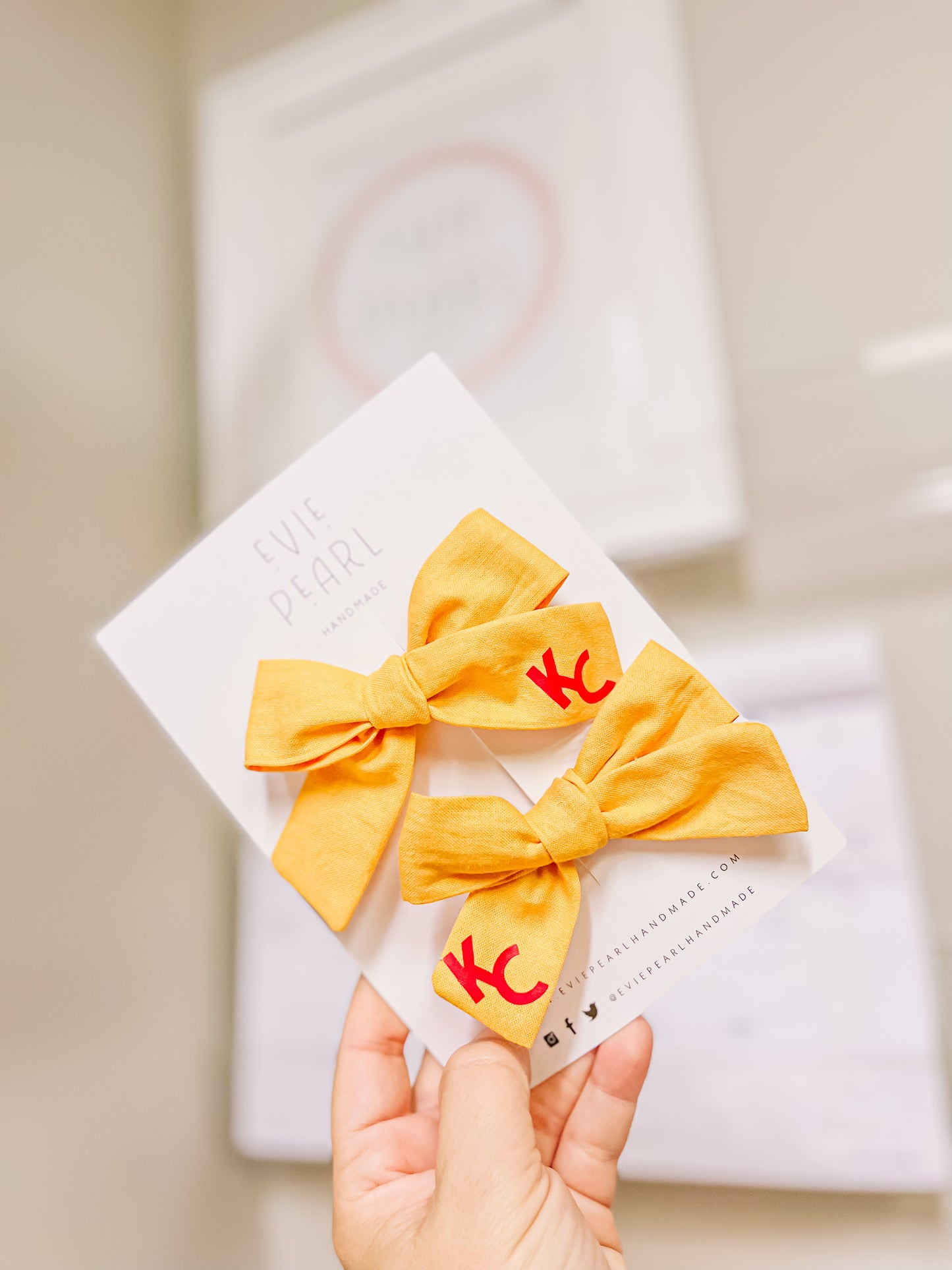 Gold KC Medium Pinwheel Pigtail Set